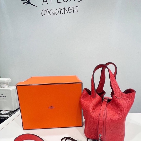 SOLD Authentic Hermès Picotin Lock 18 in Taurillon Clemence TC Leather - Picture 2 of 10